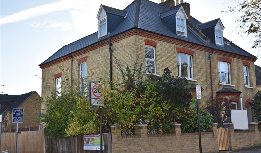 South Woodford area guide Petty Son and Prestwich Estate Agents