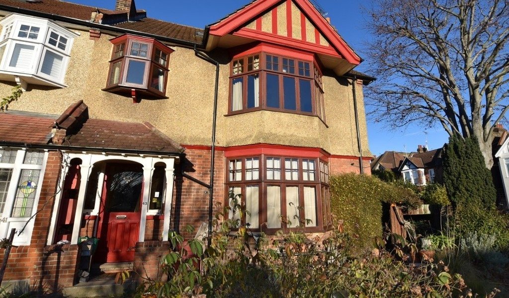 East London Estate Agents Petty Son and Prestwich